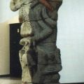 Mentes quebradas, 2005. Terracota sculpture. 134 x 58 x 43cm. (Image courtesy of the artist). 
