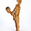 Isaac Nkululeko Makeleni - Together Forever. Yellowwood, polish, 104 x 54 x 18 cm, late 1980s/early 1990s (Collection: M. Pissarra. Photo: C. Beyer
