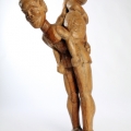 Isaac Nkululeko Makeleni - Together Forever. Yellowwood, polish, 104 x 54 x 18 cm, late 1980s/early 1990s (Collection: M. Pissarra. Photo: C. Beyer