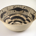 Bowl (glazed on white), 1989. 12.2 cm (Image courtesy of Durban Art Gallery)